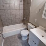 2838 Lasalle St - Bathroom